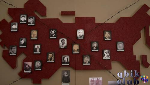 Портреты некоторых осужденных по итогам событий в Новочеркасске на карте СССР в музее памяти